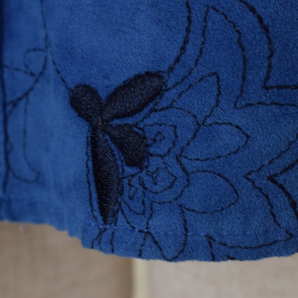 Plus‎ size Vintage 90s Blue Polyester Embroidered Shirt size 1X - Picture 9 of 10